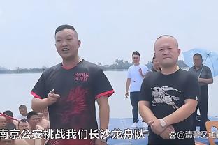 萨拉赫是英超历史第一位对曼城&曼联&阿森纳都进球上双的球员